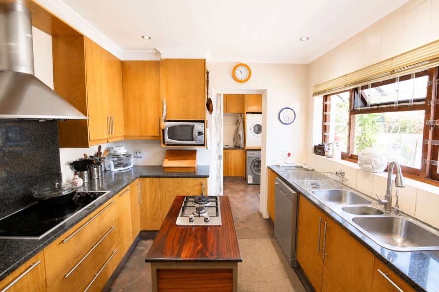 3 Bedroom Property for Sale in Upper Robberg Western Cape